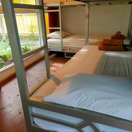 Hotel Kubu Container Uluwatu Habitación foto