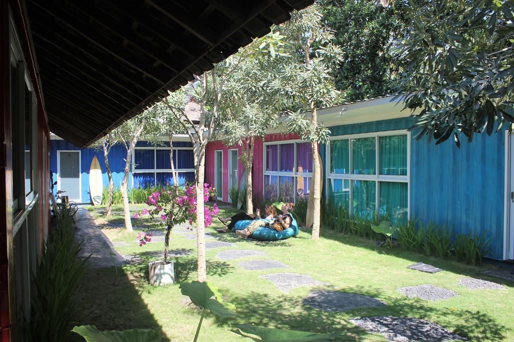 Hotel Kubu Container Uluwatu Exterior foto